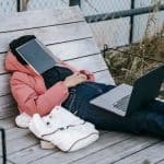 Sleep Tourism: Hotels Offering “Digital Detox” Packages for Exhausted Travelers